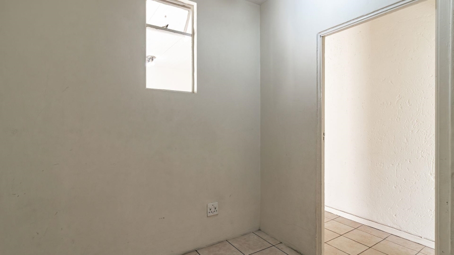 To Let 3 Bedroom Property for Rent in Blackheath Gauteng