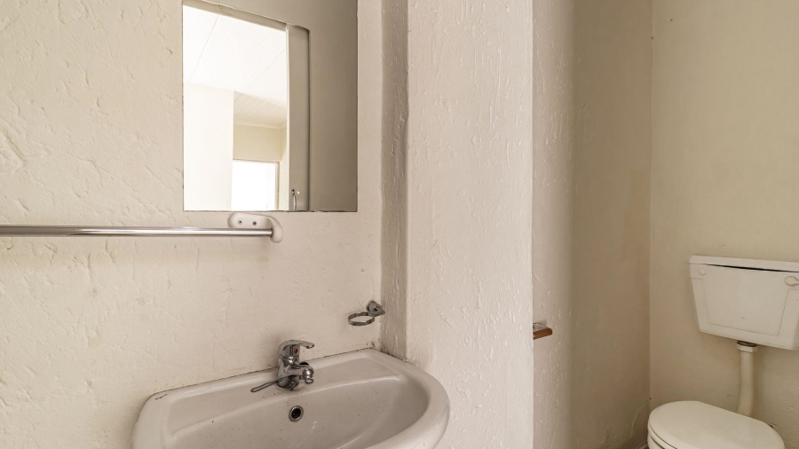 To Let 3 Bedroom Property for Rent in Blackheath Gauteng