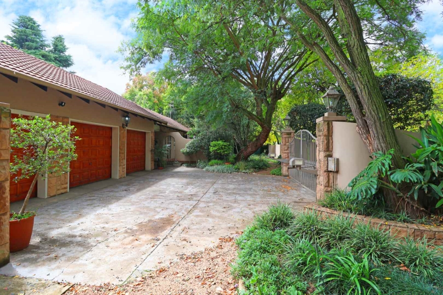 4 Bedroom Property for Sale in Morehill Gauteng