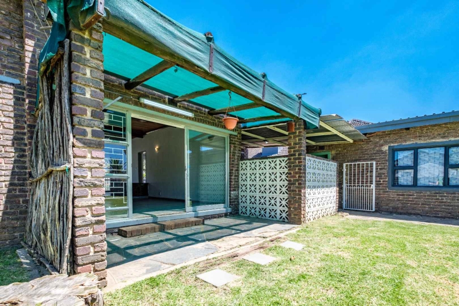 3 Bedroom Property for Sale in Parkrand Gauteng