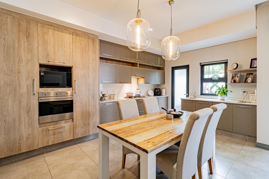 3 Bedroom Property for Sale in Bryanston Gauteng