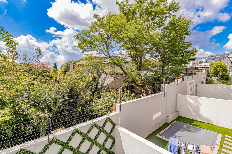 3 Bedroom Property for Sale in Bryanston Gauteng