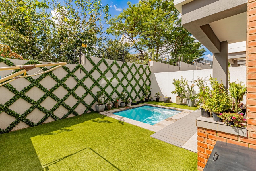 3 Bedroom Property for Sale in Bryanston Gauteng