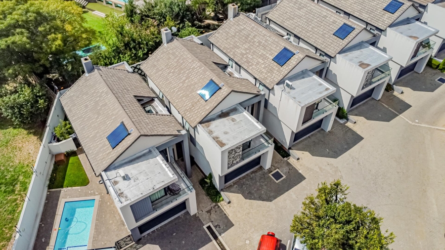 3 Bedroom Property for Sale in Bryanston Gauteng