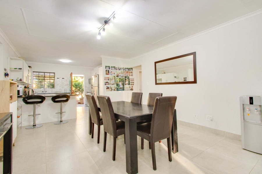 3 Bedroom Property for Sale in Wilgeheuwel Gauteng