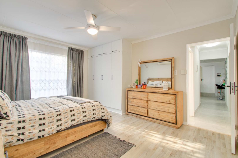 3 Bedroom Property for Sale in Wilgeheuwel Gauteng