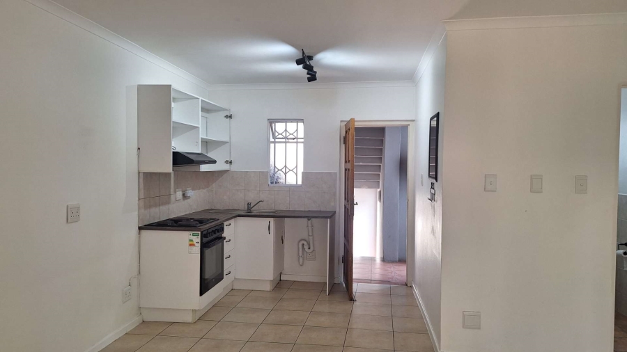 To Let 2 Bedroom Property for Rent in Northcliff Gauteng