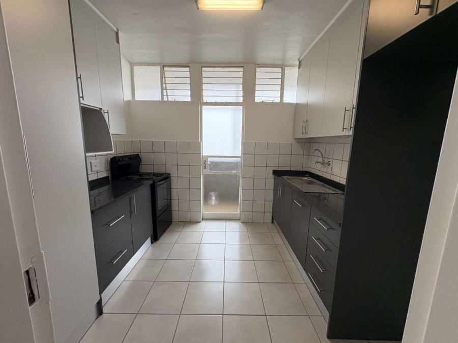 2 Bedroom Property for Sale in Constantia Kloof Gauteng