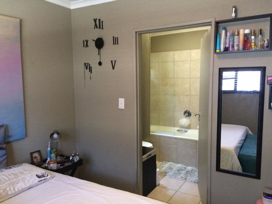 1 Bedroom Property for Sale in Northgate Gauteng