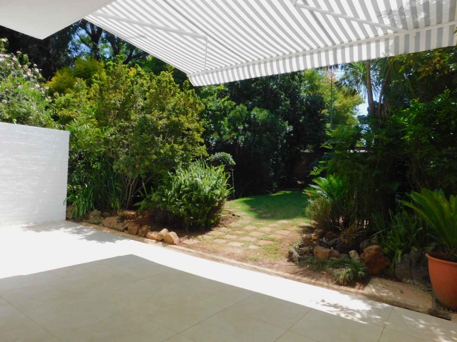 To Let 2 Bedroom Property for Rent in Sandown Gauteng