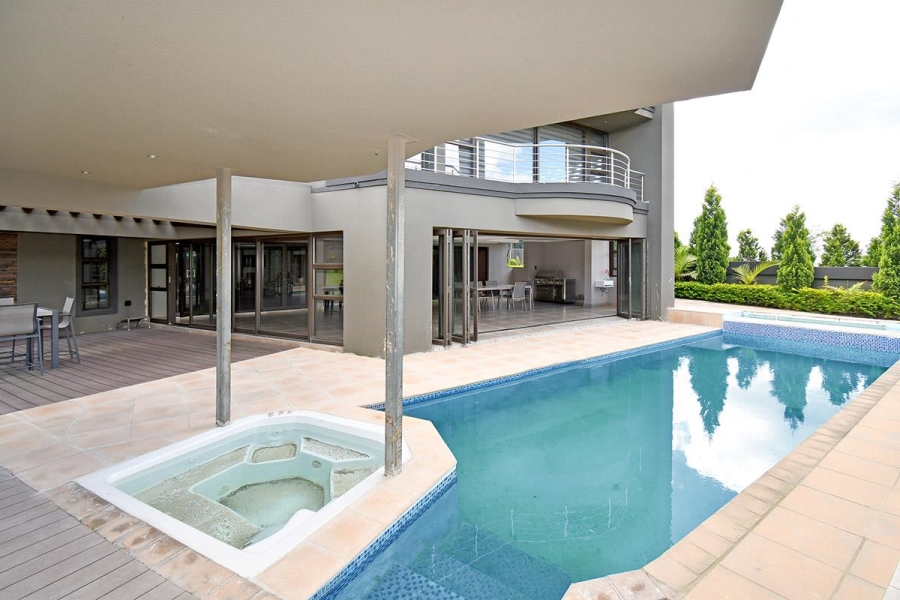 5 Bedroom Property for Sale in Blue Valley Golf Estate Gauteng