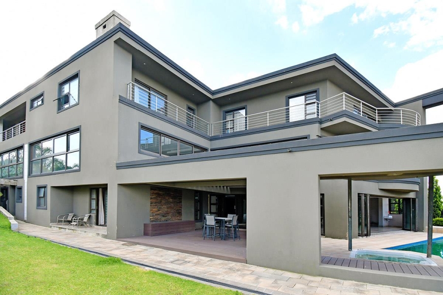 5 Bedroom Property for Sale in Blue Valley Golf Estate Gauteng