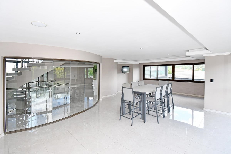 5 Bedroom Property for Sale in Blue Valley Golf Estate Gauteng