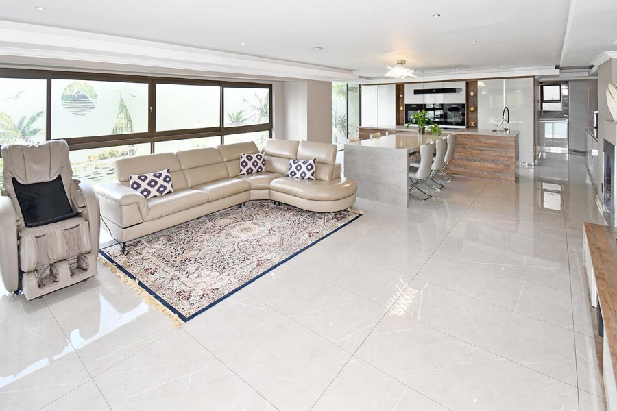 5 Bedroom Property for Sale in Blue Valley Golf Estate Gauteng