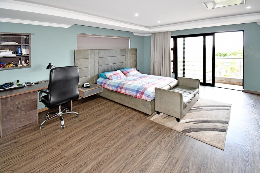 5 Bedroom Property for Sale in Blue Valley Golf Estate Gauteng