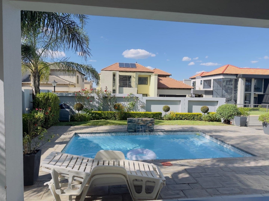 4 Bedroom Property for Sale in Blue Valley Golf Estate Gauteng