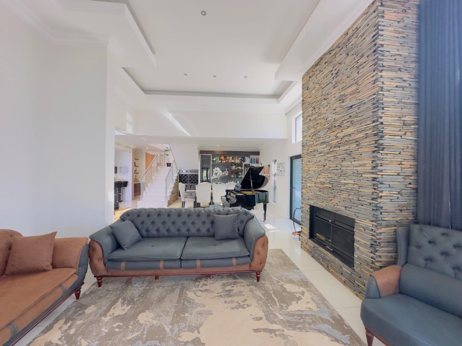 4 Bedroom Property for Sale in Blue Valley Golf Estate Gauteng