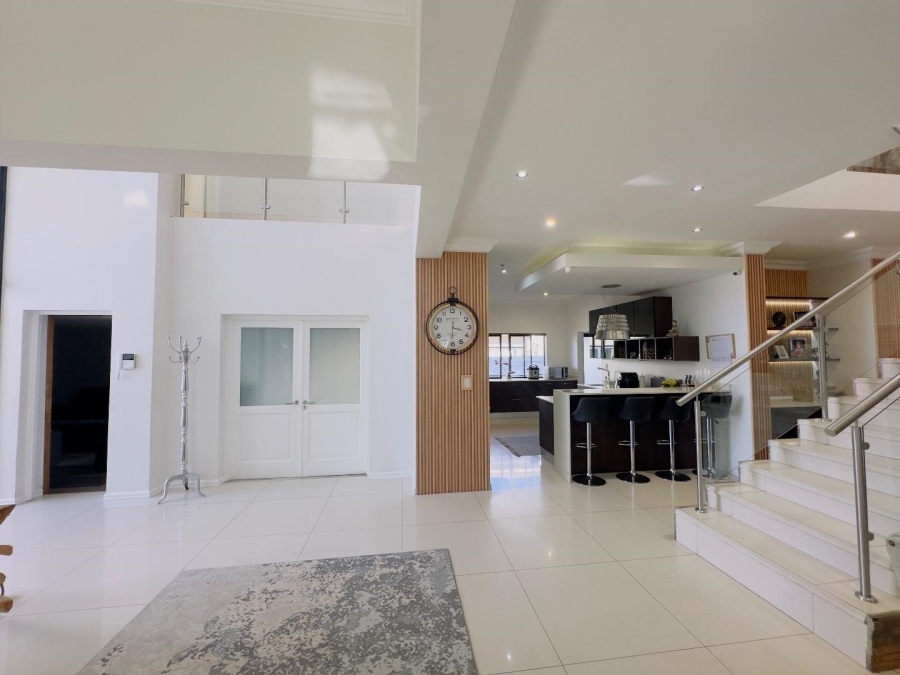 4 Bedroom Property for Sale in Blue Valley Golf Estate Gauteng