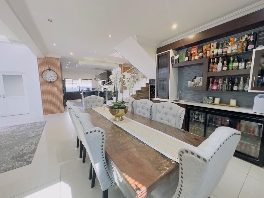 4 Bedroom Property for Sale in Blue Valley Golf Estate Gauteng