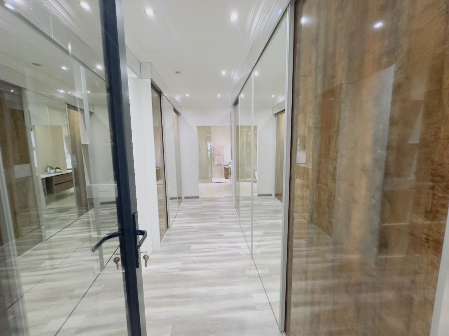 4 Bedroom Property for Sale in Blue Valley Golf Estate Gauteng