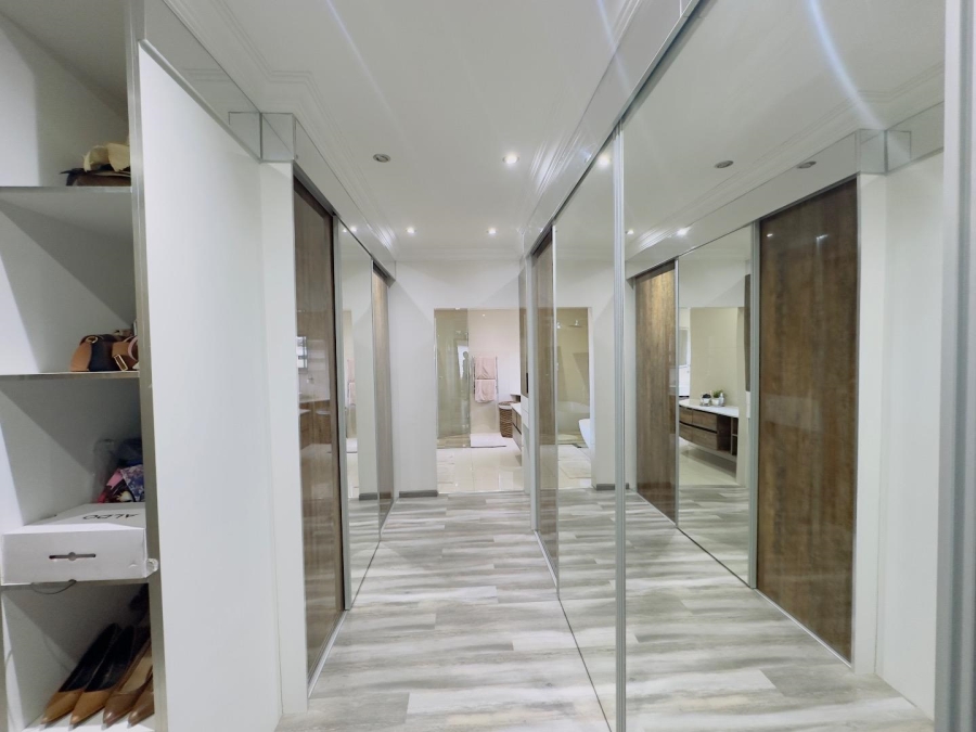 4 Bedroom Property for Sale in Blue Valley Golf Estate Gauteng