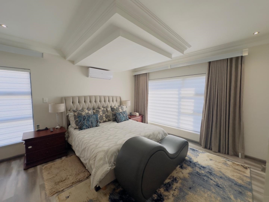 4 Bedroom Property for Sale in Blue Valley Golf Estate Gauteng