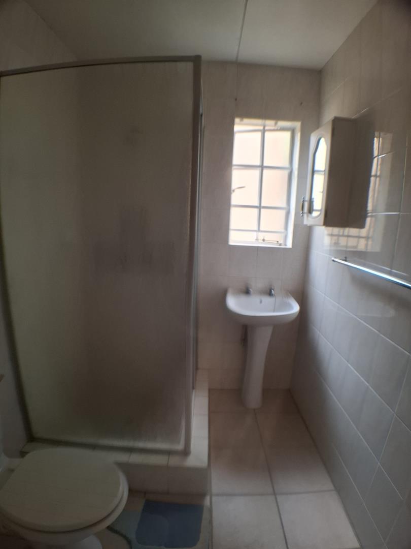 3 Bedroom Property for Sale in Elardus Park Gauteng