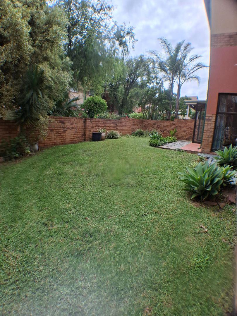 3 Bedroom Property for Sale in Elardus Park Gauteng