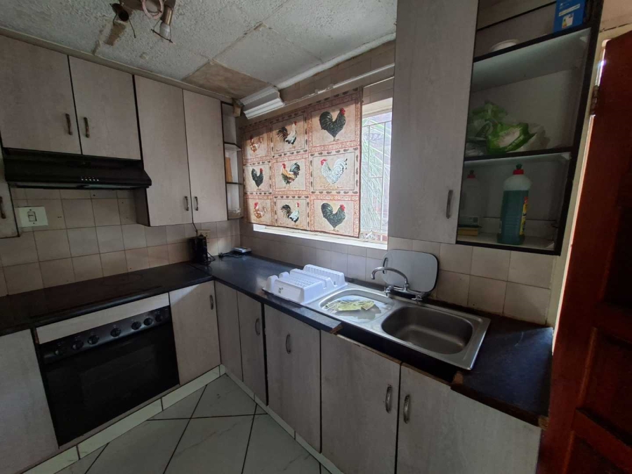 2 Bedroom Property for Sale in Claremont Gauteng