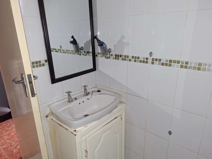 2 Bedroom Property for Sale in Claremont Gauteng