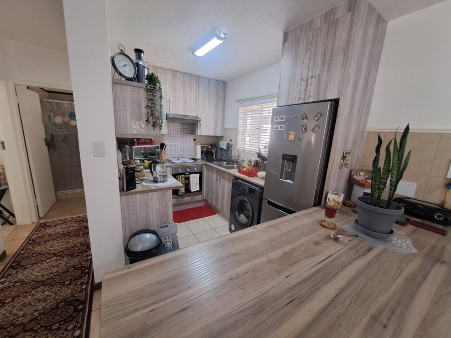 2 Bedroom Property for Sale in Eco Park Gauteng