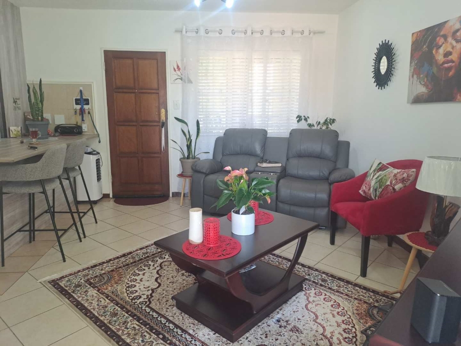 2 Bedroom Property for Sale in Eco Park Gauteng