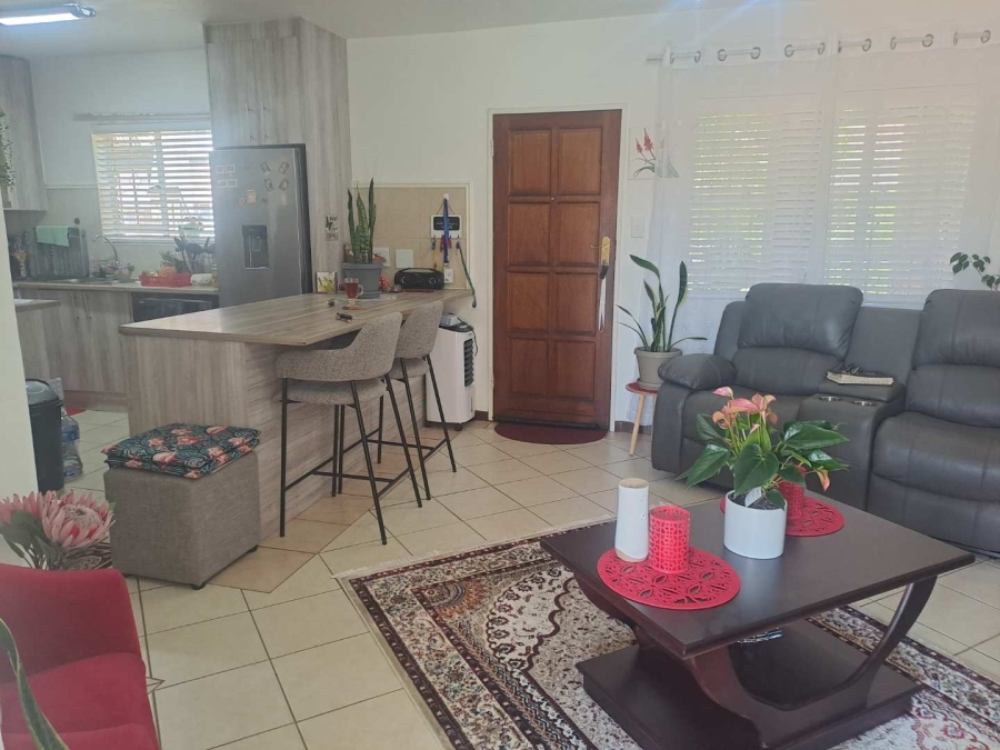 2 Bedroom Property for Sale in Eco Park Gauteng