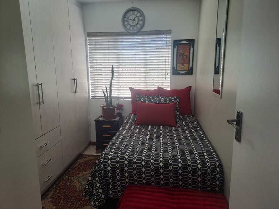 2 Bedroom Property for Sale in Eco Park Gauteng