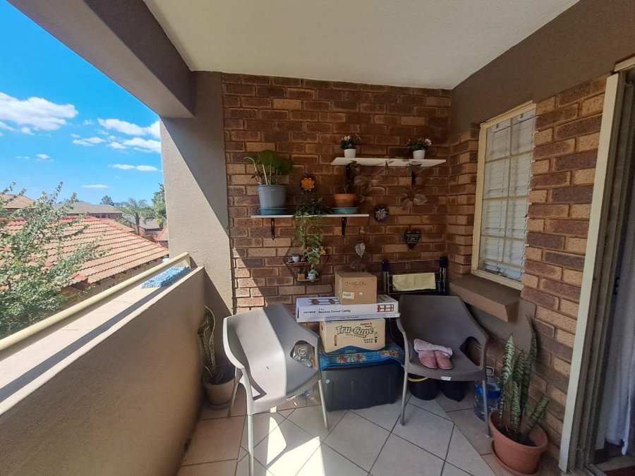 2 Bedroom Property for Sale in Eco Park Gauteng