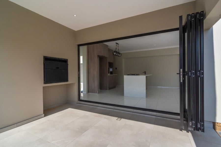 4 Bedroom Property for Sale in Homes Haven Gauteng