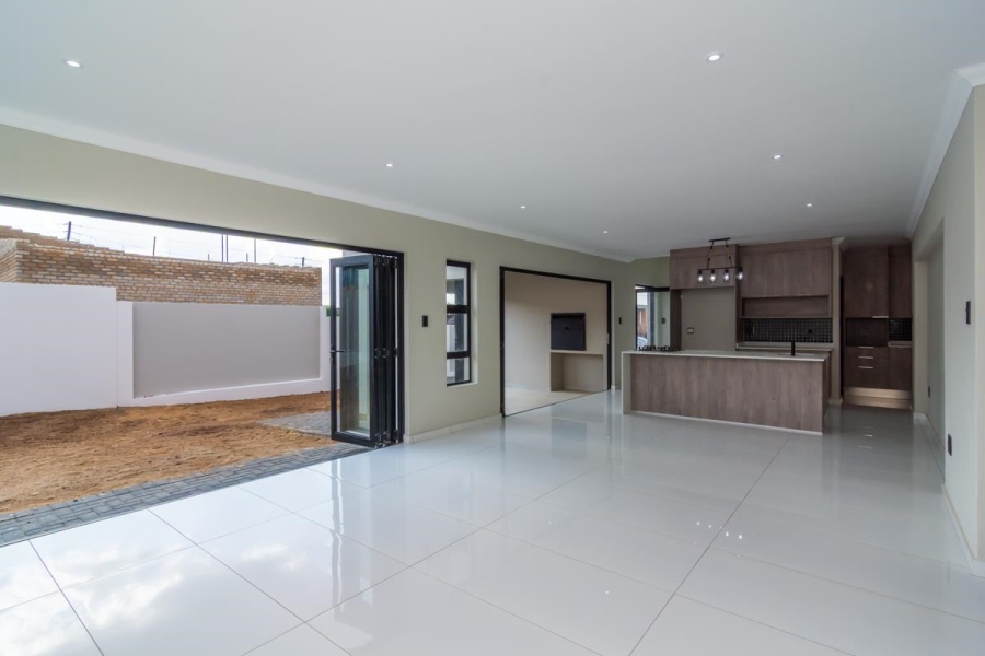 4 Bedroom Property for Sale in Homes Haven Gauteng