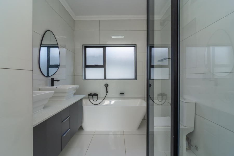 4 Bedroom Property for Sale in Homes Haven Gauteng
