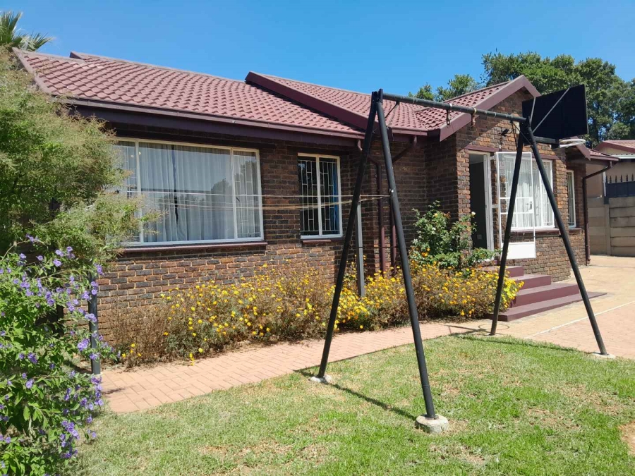 3 Bedroom Property for Sale in Elandspark Gauteng
