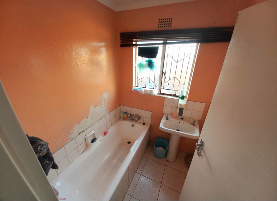 3 Bedroom Property for Sale in Atteridgeville Gauteng