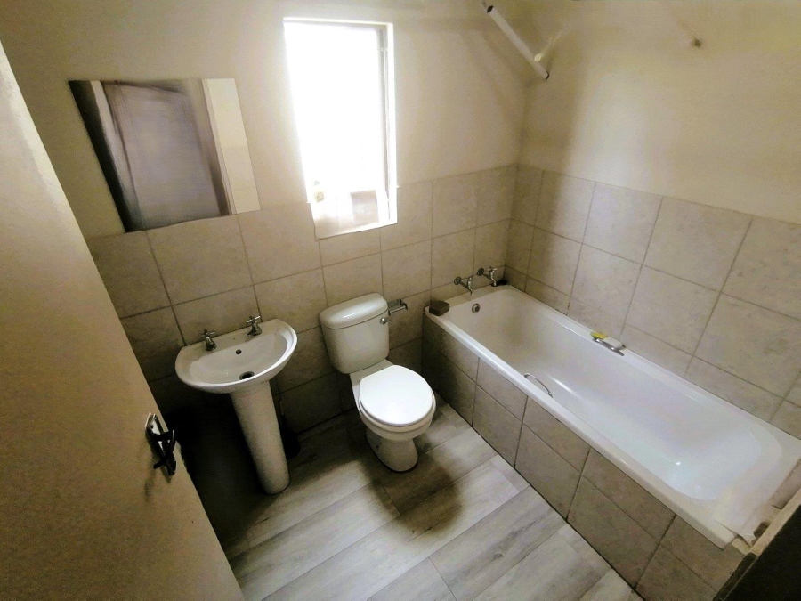 2 Bedroom Property for Sale in Eldorette Gauteng