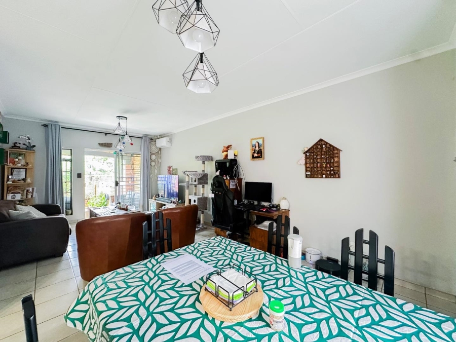 2 Bedroom Property for Sale in Equestria Gauteng