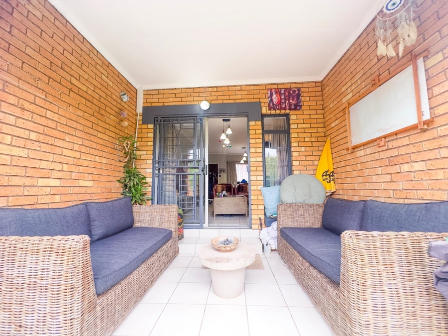 2 Bedroom Property for Sale in Equestria Gauteng