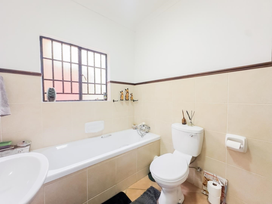 2 Bedroom Property for Sale in Equestria Gauteng