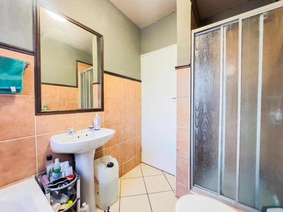 2 Bedroom Property for Sale in Mooikloof Ridge Gauteng