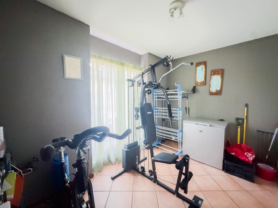 2 Bedroom Property for Sale in Mooikloof Ridge Gauteng