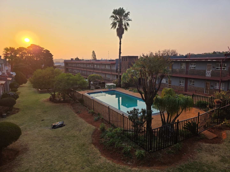 1 Bedroom Property for Sale in Horizon View Gauteng