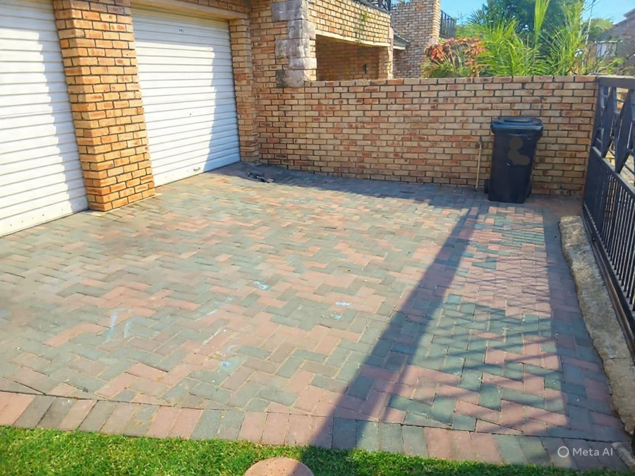 3 Bedroom Property for Sale in Wilgeheuwel Gauteng