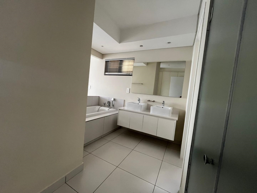 To Let 2 Bedroom Property for Rent in Hyde Park Gauteng