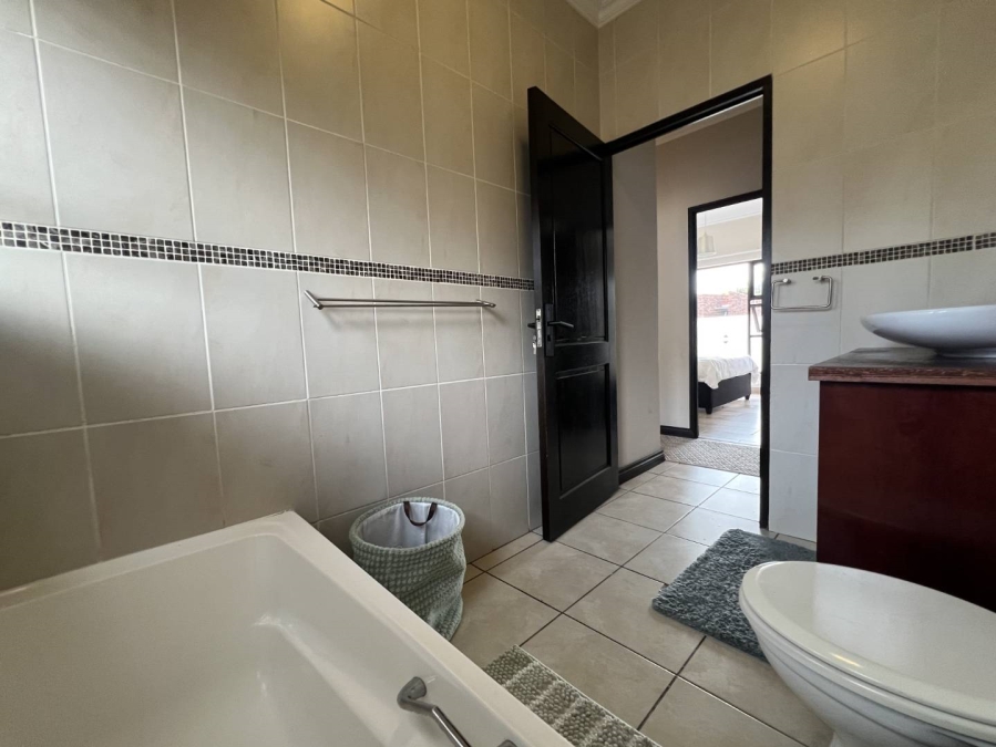 3 Bedroom Property for Sale in North Riding Gauteng
